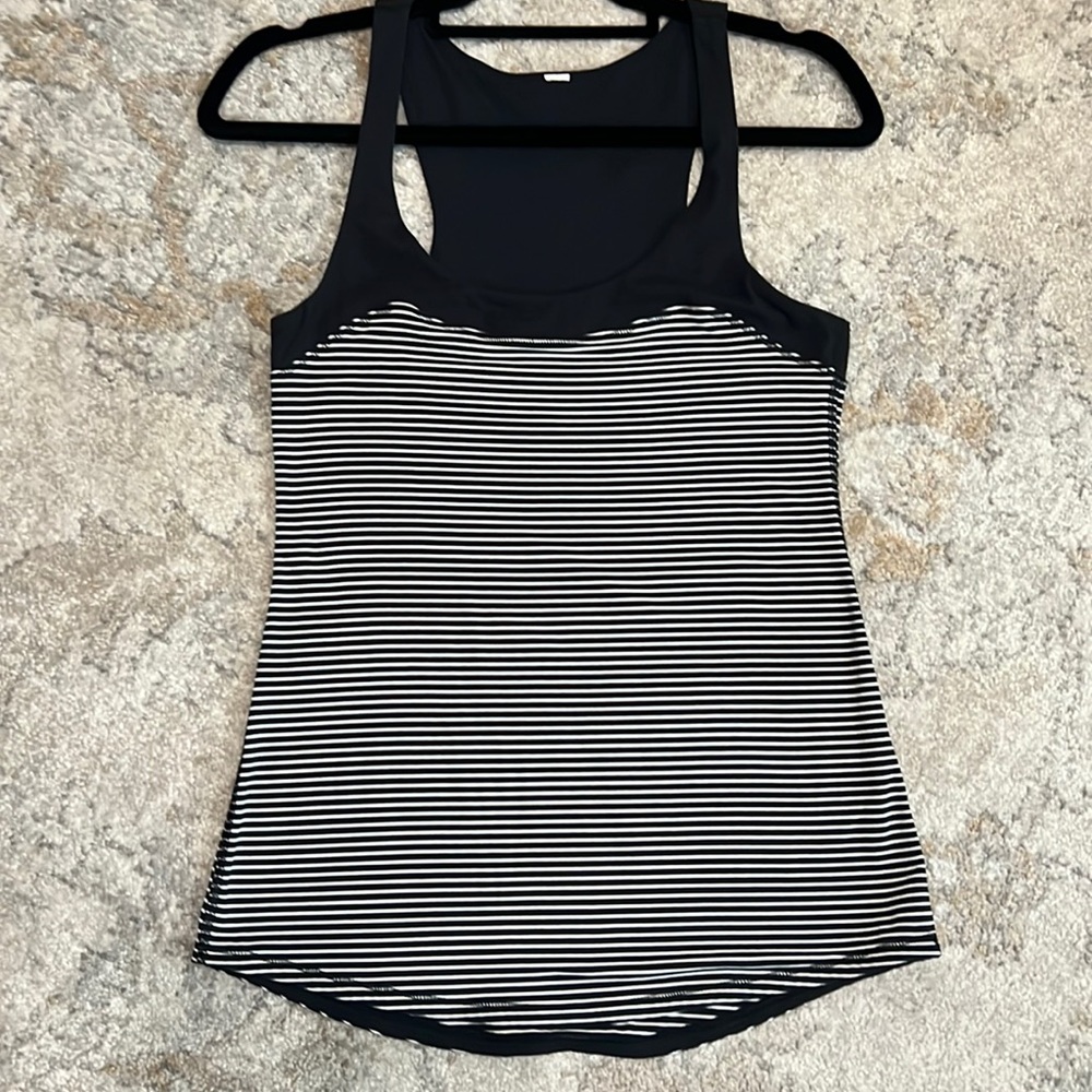 Lululemon tank